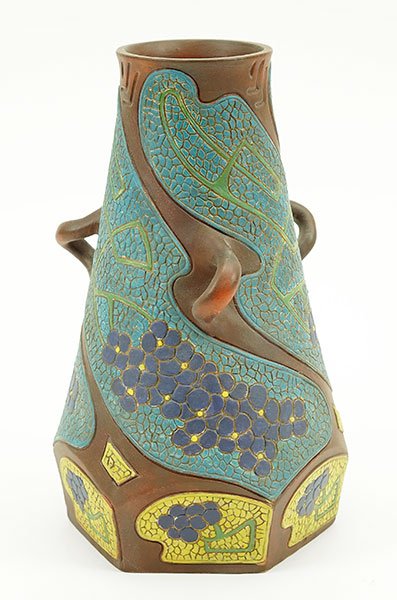 A Wilhelm Schiller & Sohn Vase. (1 of 2)