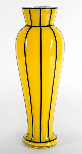 A Loetz Glass Vase. (1 of 1)