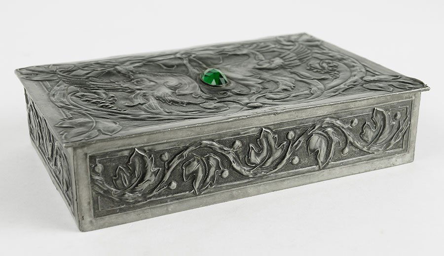 A L'Art Pratique French Arts and Crafts Pewter Box. (1 of 1)