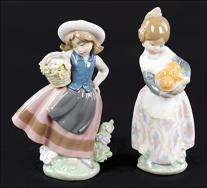 Two Lladro Porcelain Figures. (1 of 1)