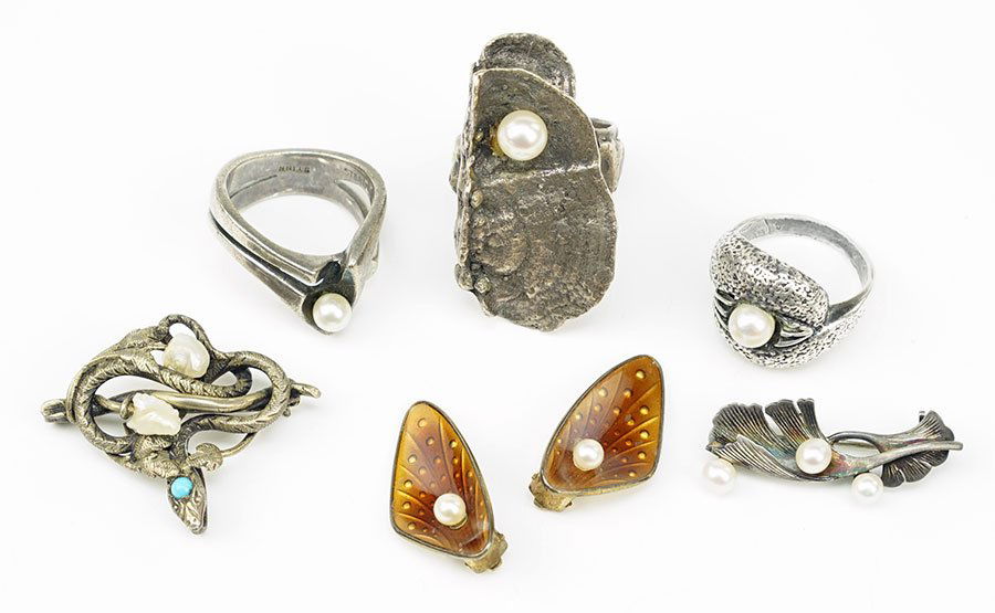 A Modernist Gerald Stinn Cultured Pearl And Sterling (1 of 1)