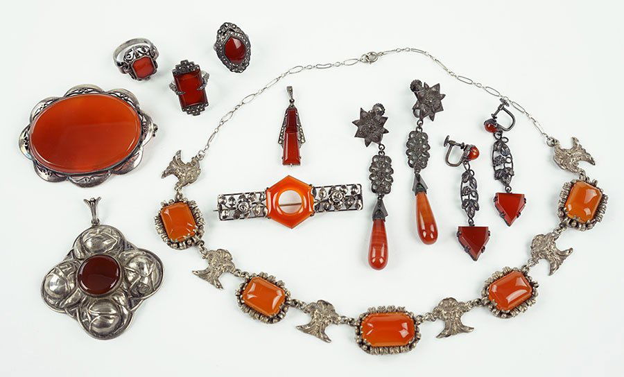 A Carnelian And .800 Silver Necklace. (1 of 1)