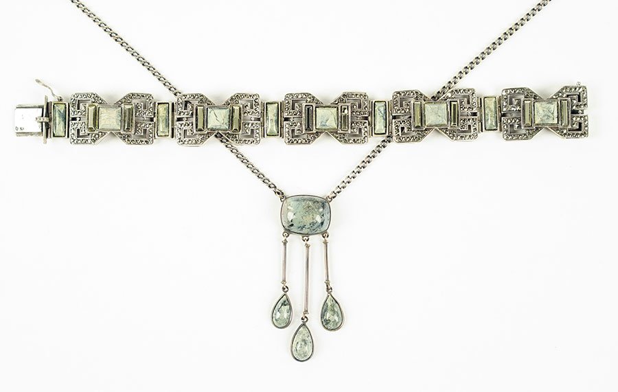 A Jasper And Sterling Silver Necklace. (1 of 1)