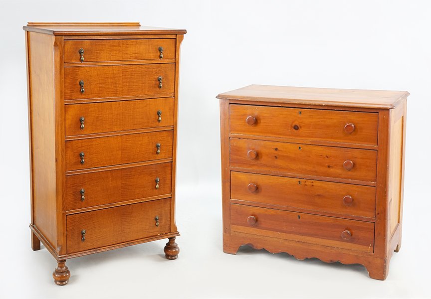 A PIne Chest of Drawers. (1 of 1)