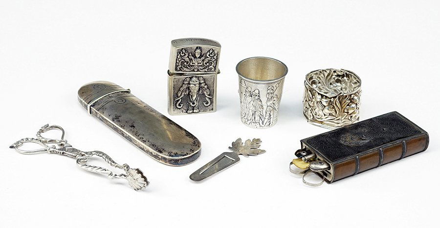 An .800 Silver Eyeglasses Case. (1 of 1)