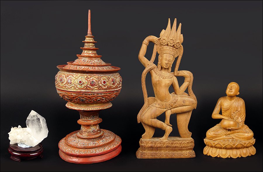 A Burmese Gilt and Laquered Wood Offering Vessel / (1 of 1)