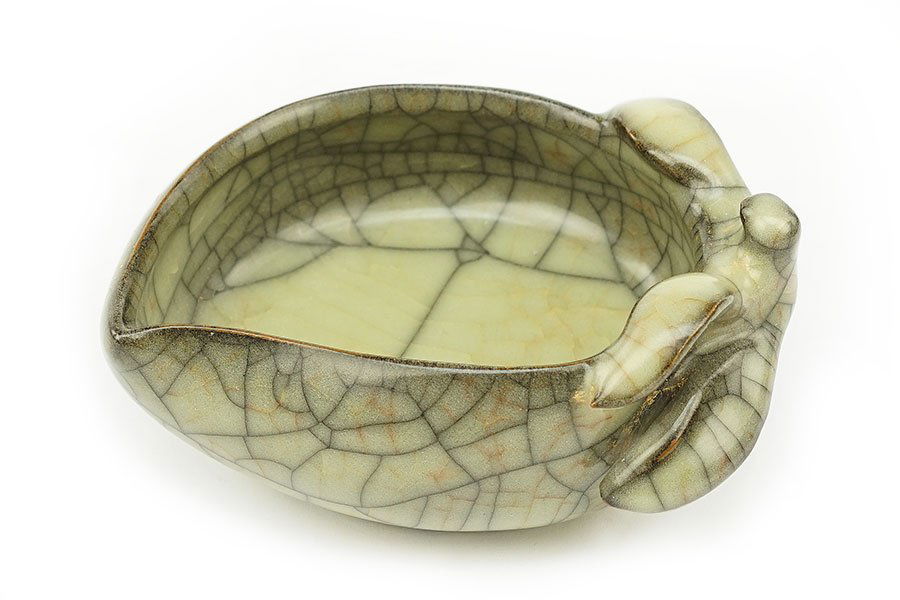A Chinese Crackle Glaze Peach Form Brush Washer. (1 of 3)