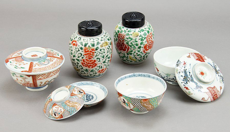 A Group of 19th and 20th Century Kutani and Imari (1 of 10)