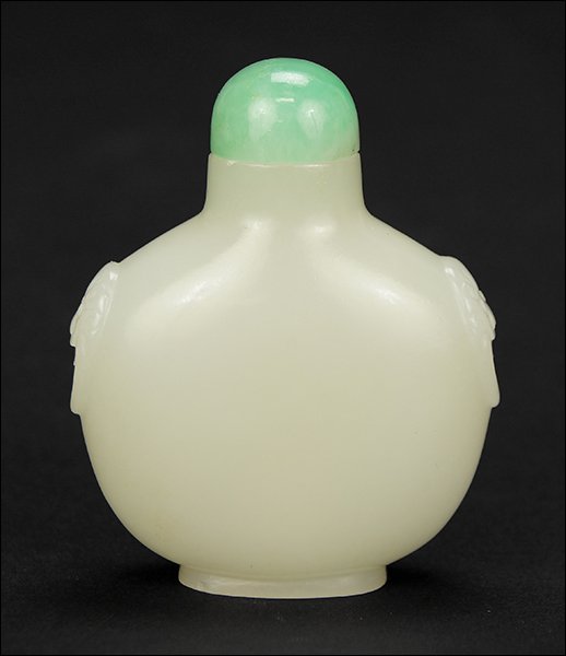 A 19th Century Chinese Carved White Jade Snuff Bottle. (1 of 6)