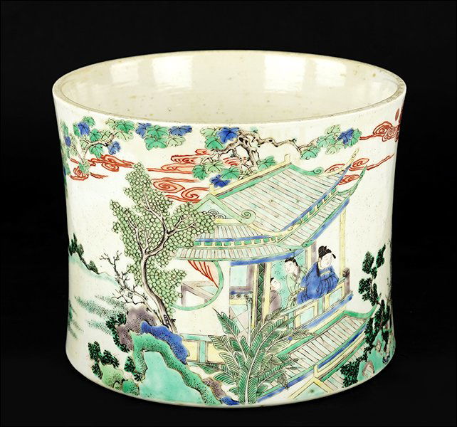 A Chinese Porcelain Cache Pot. (1 of 1)