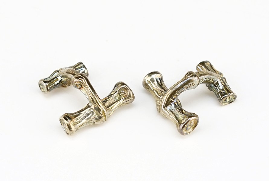 A Pair of Tiffany & Company Sterling Silver Cufflinks. (1 of 1)