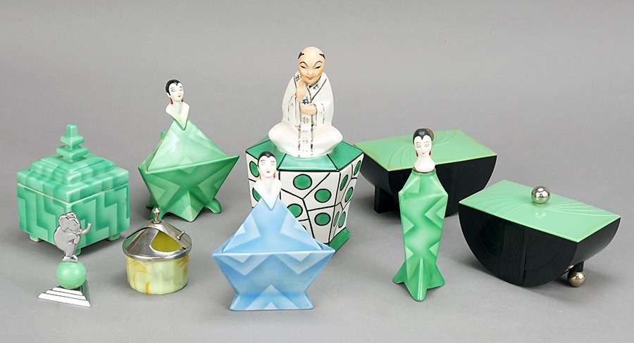 A Suite of Vanity Items. (1 of 1)