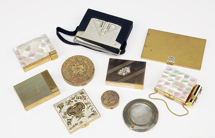 A Collection Of Five Volupte Compacts. (1 of 1)