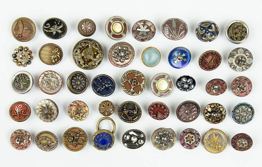 A Collection Of Victorian Buttons. (1 of 1)