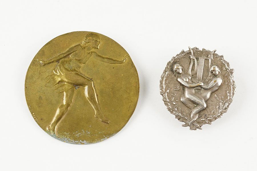 A Henry Dropsy Bronze Art Medal. (1 of 1)