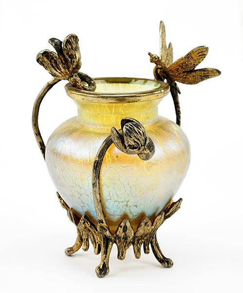 A Loetz Iridescent Glass Vase. (1 of 1)