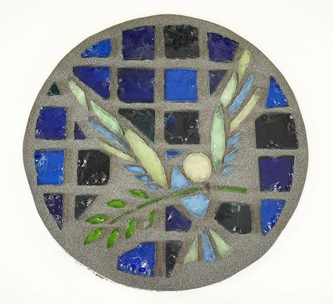 A Concrete and Glass Garden Element. (1 of 1)