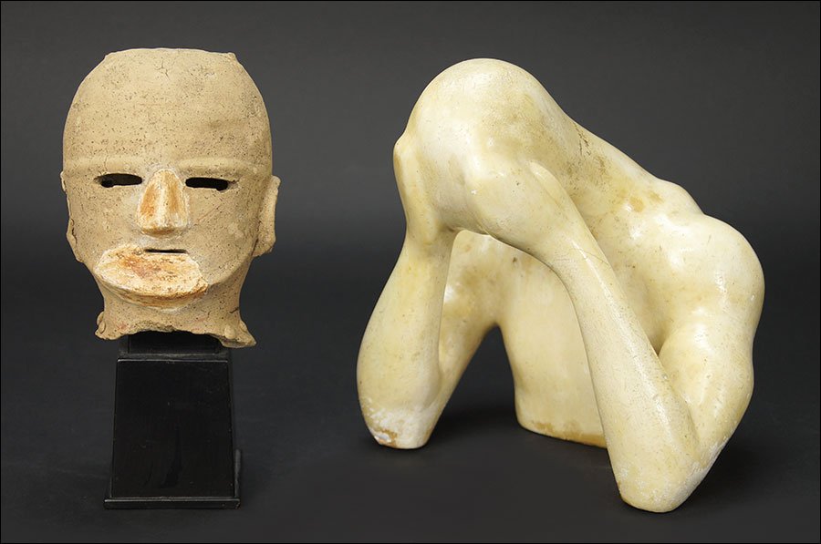 A Pre-Columbian Style Pottery Head. (1 of 1)