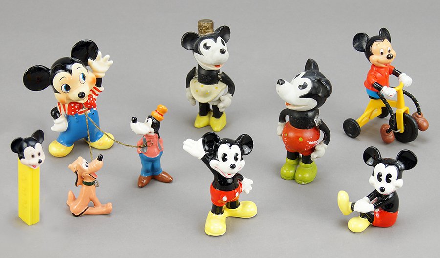 Two Japanese Mickey and Minnie Mouse Figures. (1 of 1)