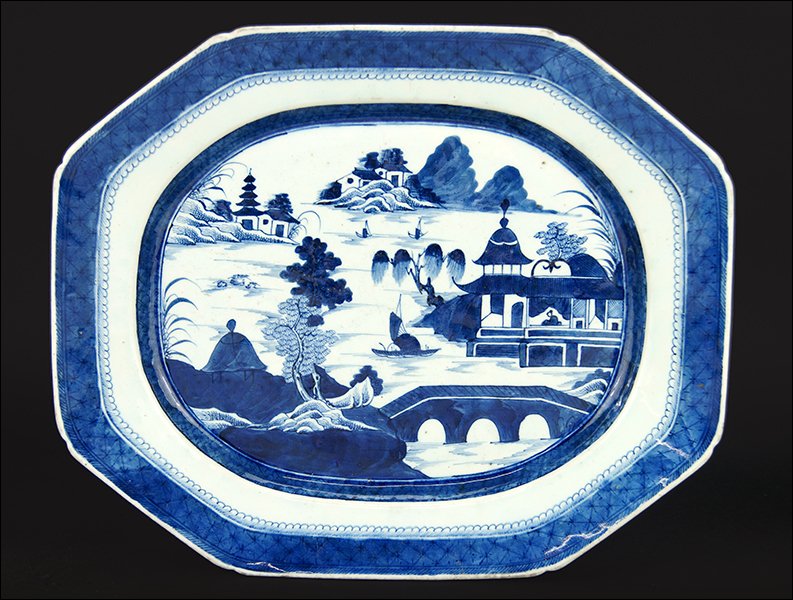 A Chinese Canton Serving Platter. (1 of 1)