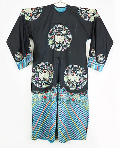 A Chinese Embroidered Silk Navy Blue Robe. (1 of 10)