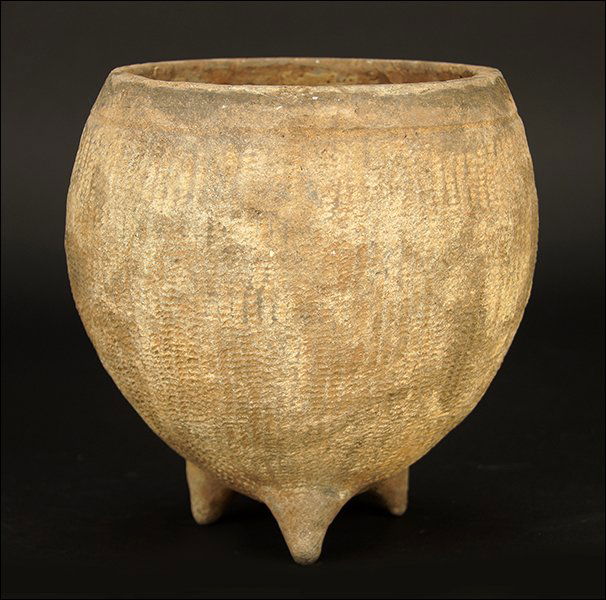 A Han Dynasty Tripod Form Pottery Vessel. (1 of 1)