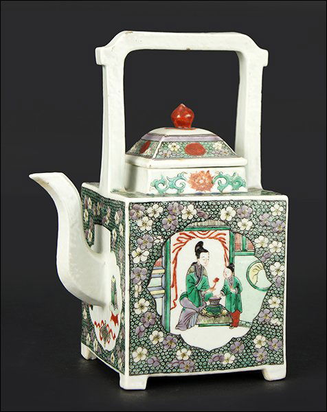 A Chinese Famille Verte Porcelain Teapot. (1 of 6)