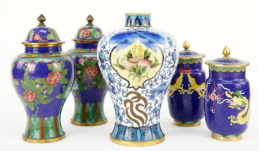 Two Pairs of Chinese Cloisonne Covered Urns. (1 of 8)