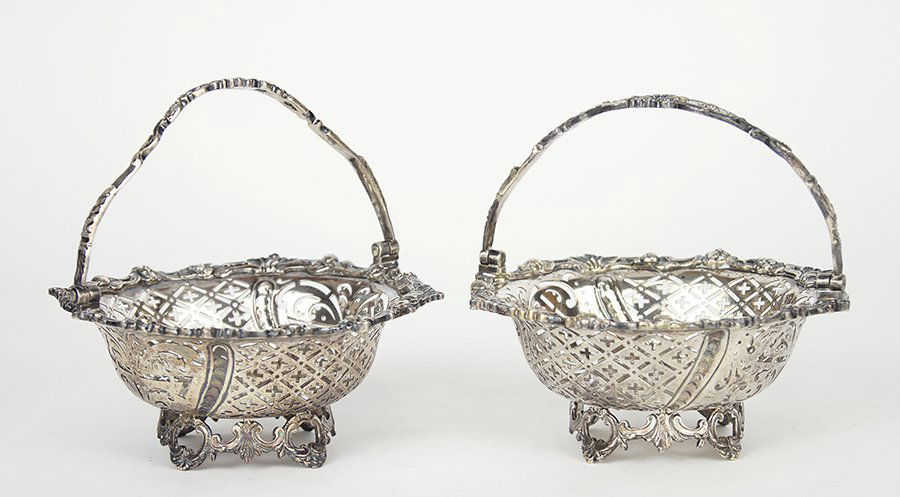 A Pair of English Edwardian Filigree Silver Baskets. (1 of 1)