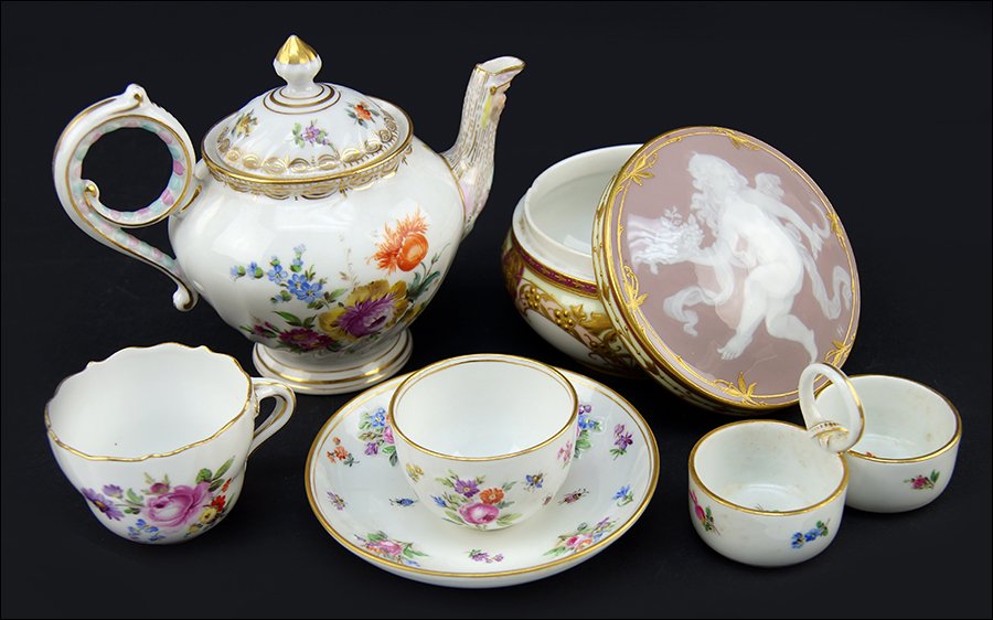 A Meissen Porcelain Teacup and Saucer. (1 of 4)