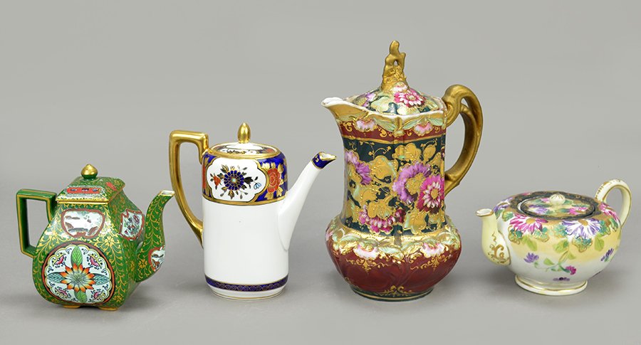 Four Japanese Porcelain Teapots.: Four Japanese Porcelain Teapots. Comprising one Noritake and three others Tallest: 10"