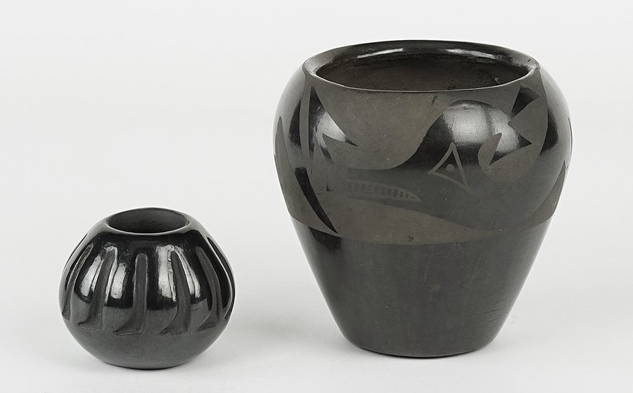 Dolorita Gutierrez (B. 1914) A Santa Clara Pueblo Pot.: Dolorita Gutierrez (B. 1914) A Santa Clara Pueblo Pot. Black earthenware pot with incised decoration. Together with an unsigned black vase (4" x 4.5") Gutierrez: 2" x 2.5"