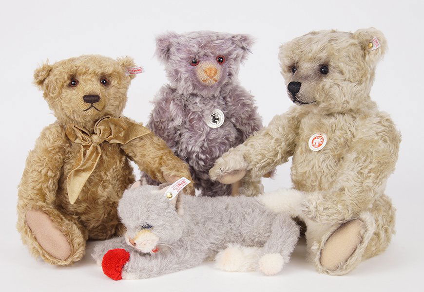 Group of Steiff Plush Bears and Cat. (1 of 1)