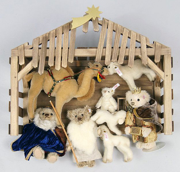 Steiff Nativity Set. (1 of 1)