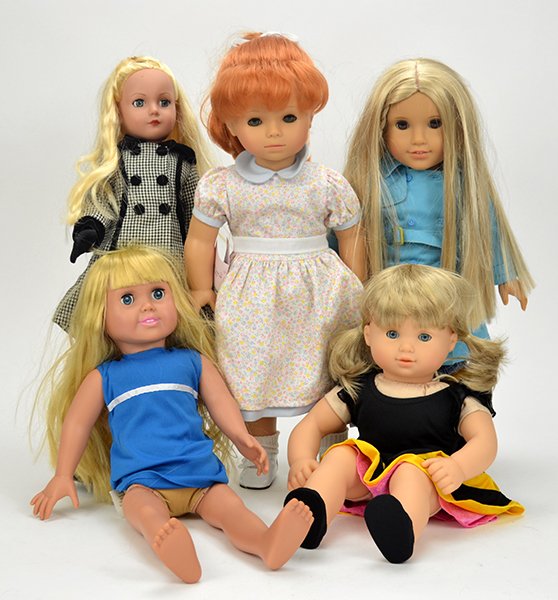 Group of American Girl Dolls. (1 of 1)