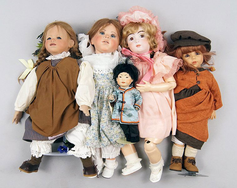 Group of Various Dolls. (1 of 1)