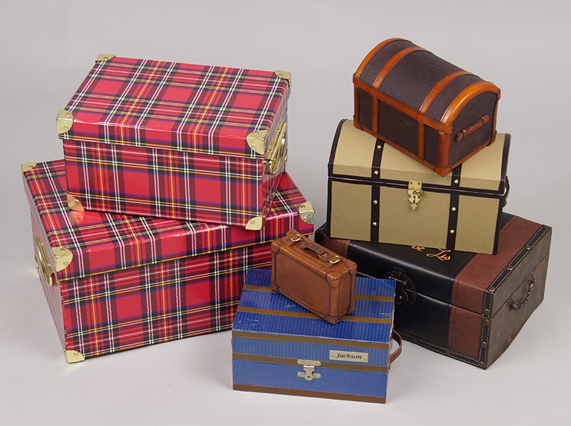 Group of Dolls Chest and Trunks. (1 of 3)