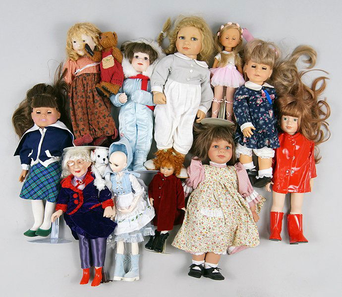 Group of Contemporary Dolls. (1 of 1)