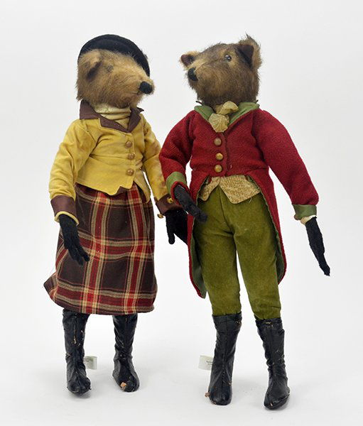 Two Badger Figures. (1 of 1)