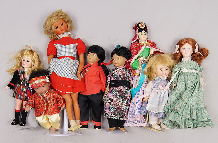 Group of Contemporary Dolls. (1 of 3)
