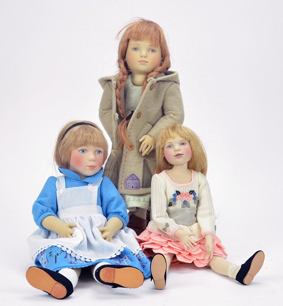 Group of Maggie Iacono Dolls. (1 of 1)