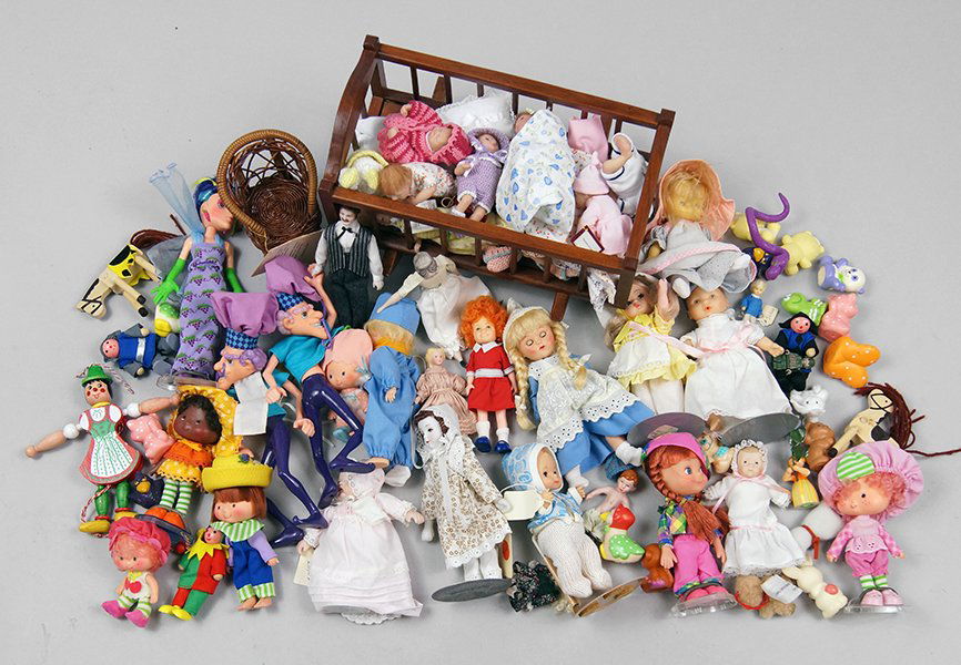 Large Group of Small Dolls and Accessories. (1 of 1)