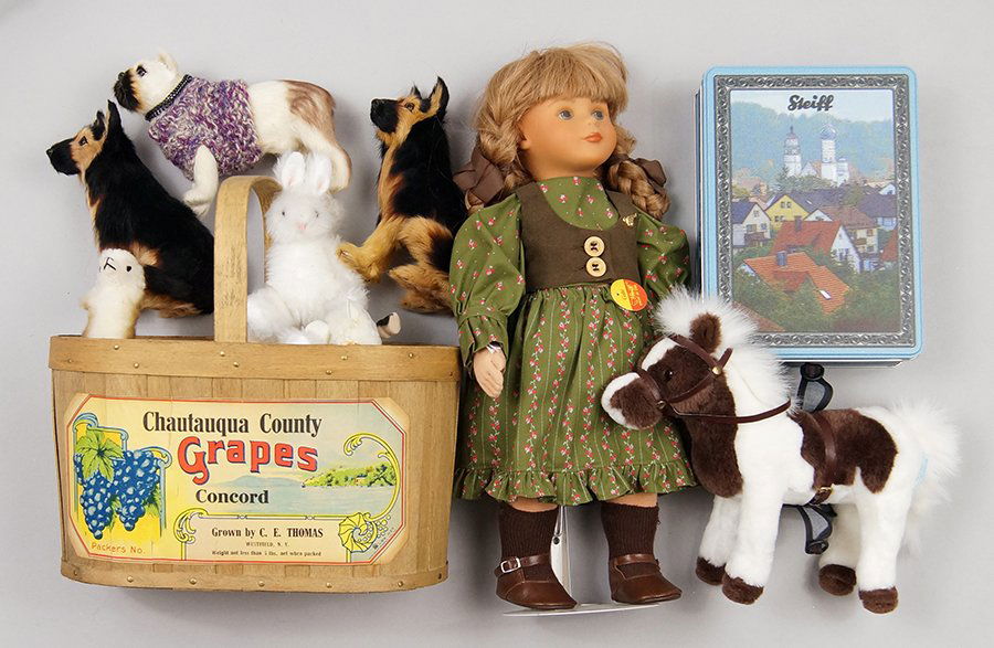 Steiff Gabi and Mary Had a Little Lamb Figures. (1 of 1)