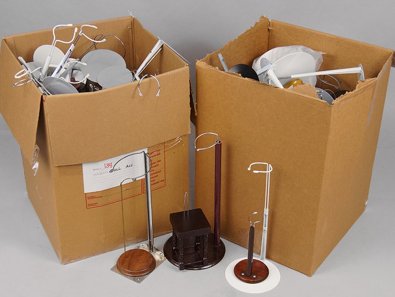 Group of Doll Stands. (1 of 1)