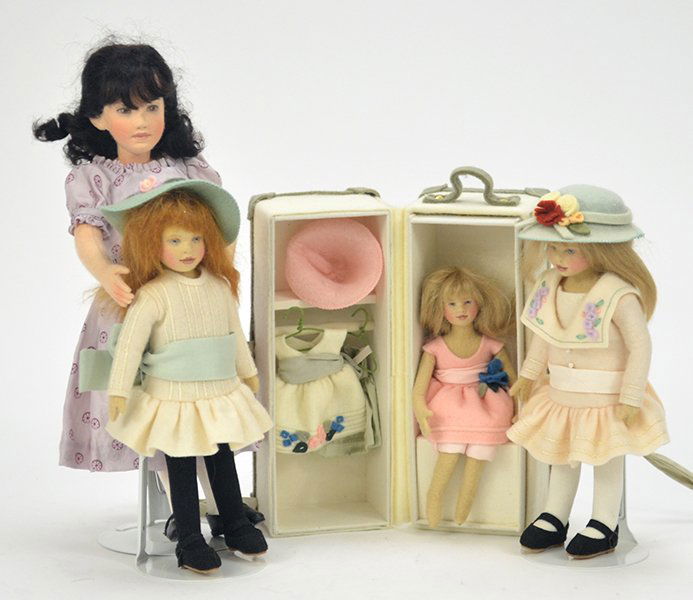 Maggie Iacono Felt Dolls. (1 of 1)