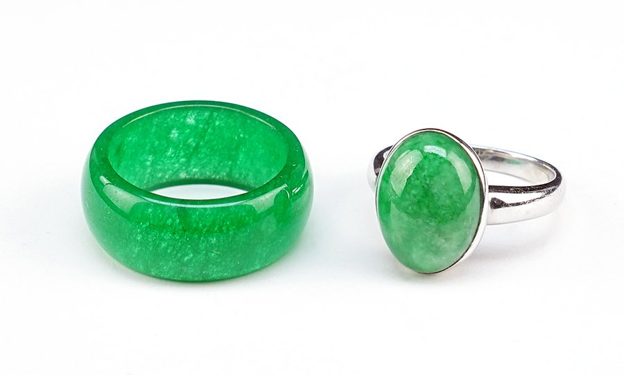 A Jade and 14 Karat White Gold Ring. (1 of 1)