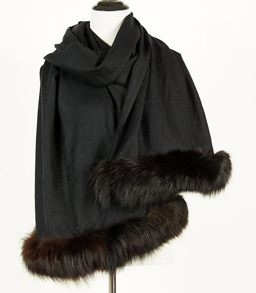 A Black Pashmina. (1 of 1)