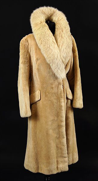 A Sheared Beaver Coat. (1 of 1)