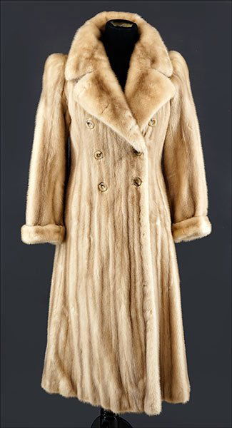 A Pastel Mink Coat. (1 of 1)