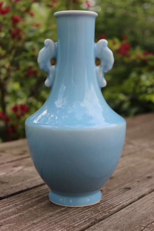 A Chinese Clair-de-Lune Glazed Urn Vase, Qianlong Mark (1 of 10)